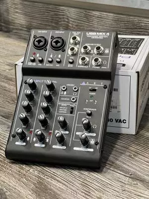 ART Pro Audio - USBMIX4